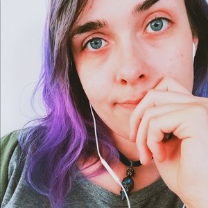 Meet your Posher, Stephanie